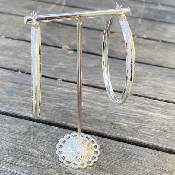 Hoop earrings - Picture 3 of 7